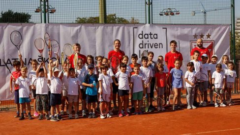 SJAJAN GEST CRVENE ZVEZDE: Crveno-beli organizuju do kraja oktobra besplatnu školu tenisa za decu