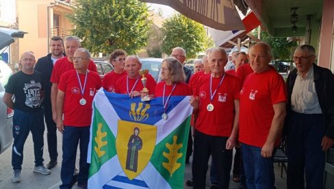 USPEH LAPOVAČKIH PENZIONERA: Olimpijada trećeg doba (FOTO)