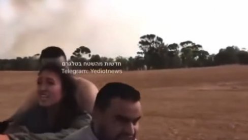 NEMOJ DA ME UBIJEŠ! POTRESAN SNIMAK IZ IZRAELA: Militanti Hamasa kidnapovali studentkinju (FOTO/VIDEO)