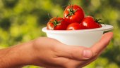 IMAJU I SVOJA NEŽELJENA DEJSTVA: Da li su paradajz, dinja i lubenica zdrava hrana