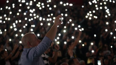 SEĆANJE NE BLEDI: Košarkaši Partizana i Spartaka igraju u čast Dejana Milojevića