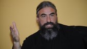PA NEK DOĐU DA JE RUŠE! Mitropolit Metodije: Spomenik vojvodi Pavlu Đurišiću ide u crkvu