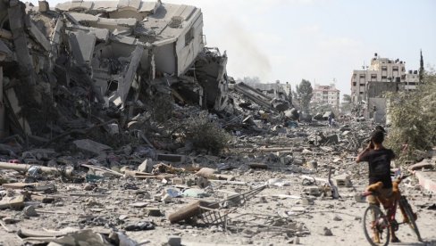 UN: Gotovo 1,5 miliona stanovnika Gaze raseljeno, objekti su pretrpani