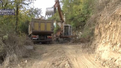 ЗАТИРАЊЕ ТРАГОВА СРБА НА КиМ : Земља са старог гробља са посмртним остацима однета на сметлиште ЗАТИРАЊЕ ТРАГОВА СРБА НА КиМ : Земља са старог гробља са посмртним остацима однета на сметлиште