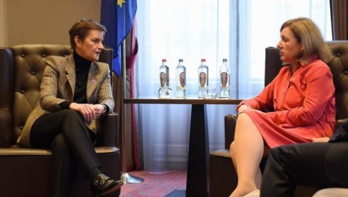 RAZGOVORI O VAŽNIM TEMAMA: Premijerka Brnabić se sastala sa komesarkom EU (FOTO)