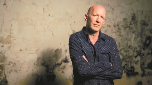 PUTOVANJE OD KAMENOG DOBA DO ERE DRONOVA: Sajmon Sibag Montefjore, istoričar i pisac PUTOVANJE OD KAMENOG DOBA DO ERE DRONOVA: Sajmon Sibag Montefjore, istoričar i pisac