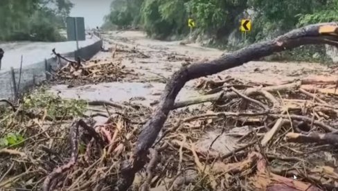 STANJE U MEKSIKU SVE GORE: Raste broj žrtava razornog nevremena, ulice pod vodom (VIDEO)