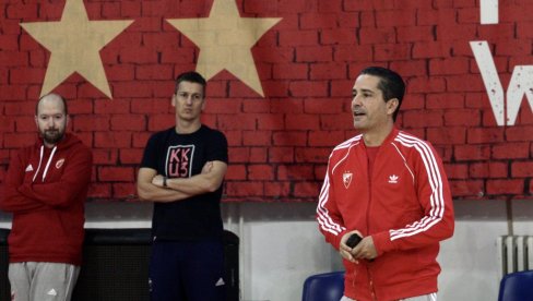 DA SE SPREMIMO ZA BITKU! Janis Sferopulos pred meč Olimpijakos - Crvena zvezda imao šta da poruči svojim igračima