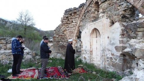 NEMOGUĆA REKONSTRUKCIJA DŽAMIJE U BIJELOM POLJU: Za dozvolu zaobišli hijerarhiju