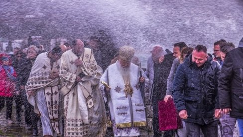 OBOREN REKORD PO BROJU UČESNIKA: Međunarodna izložba fotografija „Pravoslavlje na internetu“ u Beočinu