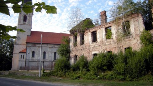 PRŽILI IH STRUJOM, SEKLI I SIPALI SO NA RANE: Trideset dve godine od zločina u Kipu i Klisi za pet tela još se traga