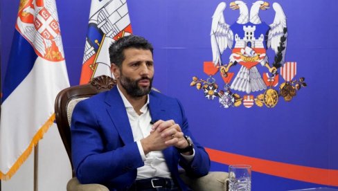 ИСТОРИЈА СЕ НАЖАЛОСТ И ДАЉЕ ПРЕКРАЈА: Шапић - Време је да младе генерације сазнају коначно праву истину ИСТОРИЈА СЕ НАЖАЛОСТ И ДАЉЕ ПРЕКРАЈА: Шапић - Време је да младе генерације сазнају коначно праву истину