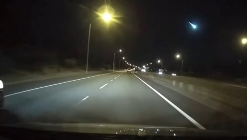 SVI SE PITAJU ŠTA JE TO: Kamerom iz automobila zabeležio misterioznu svetlost na nebu (VIDEO)