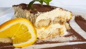 ШАРЛОТА СА ЛИМУНОМ: Савршено кремаста торта