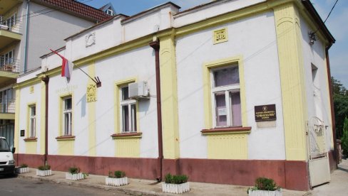 „ЧИТАМО ЈАСНО И ГЛАСНО“: Oд данас, 1.јула, летње креативне радионице у ћупријској библиотеци