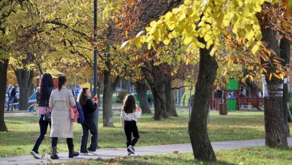 ВРЕМЕНСКА ПРОГНОЗА ЗА УТОРАК, 12. ДЕЦЕМБАР: Топлије и суво са сунчаним интервалима, до 14 степени