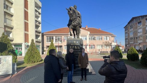 МАРТИНОВИЋ: Влада Србије ће наставити да помаже развој Лапова (ФОТО)