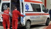 POVREĐENI MAJKA I MALOLETNO DETE: Detalji teške saobraćajne nesreće u Nišu, automobil se od siline udara prevrnuo na krov