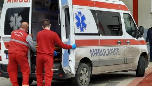 МУШКАРАЦ ТЕШКО ПОВРЕЂЕН У УДЕСУ НА ПУПИНОВОМ МОСТУ: Превезен у КБЦ Бежанијска коса