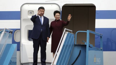 SI ĐINPING U HANOJU: Kineski predsednik doputovao u posetu Vijetnamu