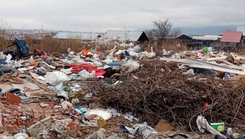 КОД ВРАЊА ПРИЗОР КАО ИЗ ХОРОР ФИЛМОВА: Депонија између два гробља (ФОТО) КОД ВРАЊА ПРИЗОР КАО ИЗ ХОРОР ФИЛМОВА: Депонија између два гробља (ФОТО)