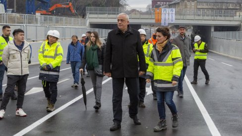 SUBOTICA: Gradonačelnik Stevan Bakić i pomoćnica ministra za železnički saobraćaj Anita Dimoski obišli  izgradnji podvožnjaka u Maksima Gorkog