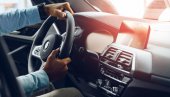 STRUČNJACI UPOZORAVAJU: Ovo dugme u autu može da ošteti motor