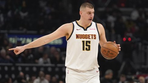 JOKIĆ OČITAO LEKCIJU VEMBANJAMI: Denver slavio protiv Sparsa, Francuz nemoćan u duelu divova (VIDEO)