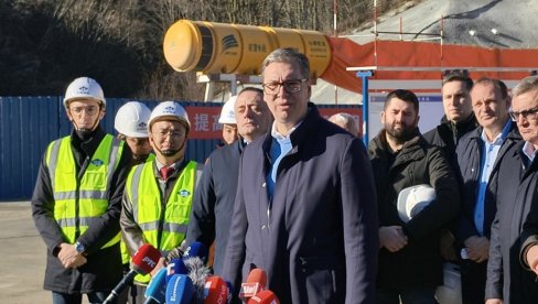 ИЗБОРИ СУ СТВАР ДРЖАВНИХ ОРГАНА СРБИЈЕ: Вучић о новим захтевима опозиције ИЗБОРИ СУ СТВАР ДРЖАВНИХ ОРГАНА СРБИЈЕ: Вучић о новим захтевима опозиције