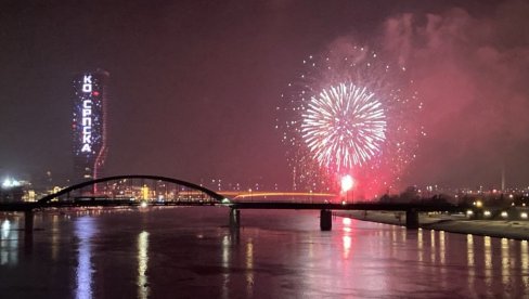 U GRADOVIMA SRBIJE I SRPSKE: Povodom Sretenja, danas sinhronizovani vatrometi