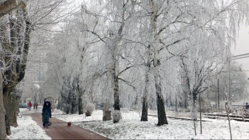 СНЕГ МОГУЋ У ОВИМ ДЕЛОВИМА СРБИЈЕ: Хладни фронт нам доноси ниске температуре, али и кишу са грмљавином