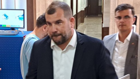 ЈАДРАН ИЗМЕЂУ ДВЕ ВАТРЕ: Све запаљивији дијалог између званичника Црне Горе и Хрватске око школског брода