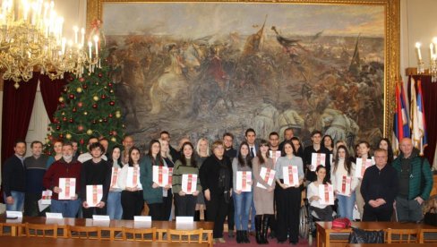 Sombor stipendira 35 najboljih studenata