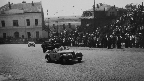 FORMULA 1 NA KALEMEGDANU: Simbol hrabrosti, veštine i strasti