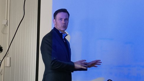MALI O PRETNJAMA PREDSEDNIKU: To je užas, sramota jedna! MALI O PRETNJAMA PREDSEDNIKU: To je užas, sramota jedna!