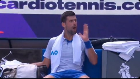 E, SAD ĆETE DA VIDITE! Novak Đoković besan na organizatore Australijan opena, a onda su ga iznervirali i oni (VIDEO)