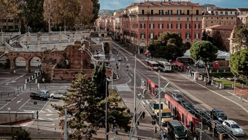 RAT ZBOG 30 KILOMETARA NA SAT: Ne smiruje se bura posle odluke gradskih vlasti u Bolonji da se znatno ograniči brzina