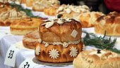 СВЕДОЦИ ОЧУВАЊА ПРАВОСЛАВНЕ БАШТИНЕ: У Смедереву одржана смотра Славски колач (ФОТО)