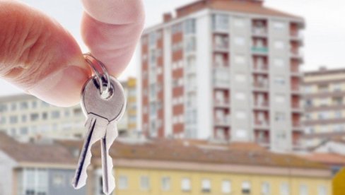 ЗА ЛЕГАЛИЗАЦИЈУ СУ ПОТРЕБНА САМО 2 ПАПИРА! Ево које погодности постоје за одређену категорију грађана