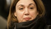 KOSTINA MAJKA OSTALA BEZ AUTA, A MOGUĆA PRODAJA I GARAŽE: Miljana Kecmanović mora da nadoknadi troškove sudskog postupka blokade njene imovine