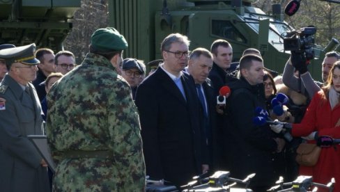 VUČIĆ IZDAO NAREĐENJE DA SE TO ODMAH ZAVRŠI: Pomama za srpskom municijom - Niko više i ne pita za cenu, to nikad nisam video u svom životu