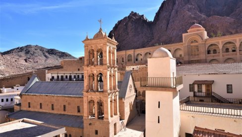 ZATVARAJU NAJSTARIJI MANASTIR NA SVETU Skandalozna odluka vlasti Egipta: Od Manastira Svete Katarine prave turističku atrakciju (FOTO)