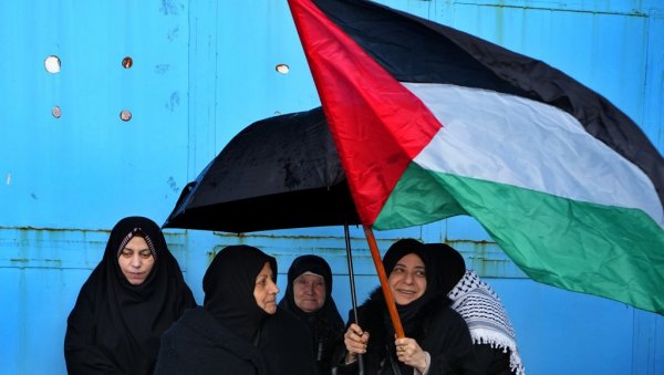 ПРЕДУСЛОВ ЗА ТРАЈНИ МИР: Стручњаци УН позивају све државе да признају Палестину
