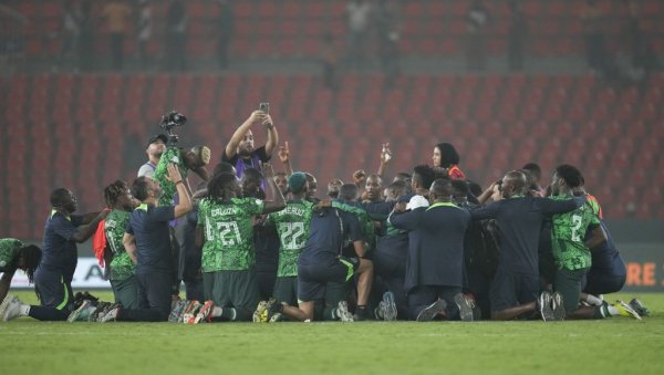 СРБИ, ДА ЛИ ВАМ ЈЕ САДА ЛАКШЕ? Репрезентација од 300 милиона евра остала без Светског првенства