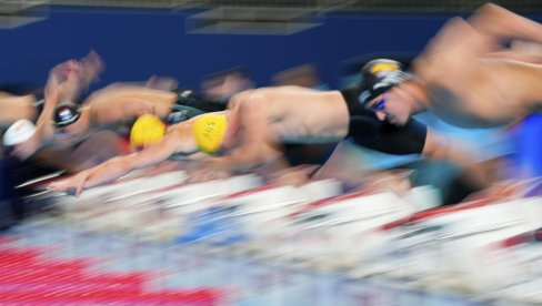 TANDEM U POLUFINALU: Justin Cvetkov i Luka Jovanović večeras će se boriti za ulazak u  finale na 100 m kraul i 50 m leptir na juniorskom  EP