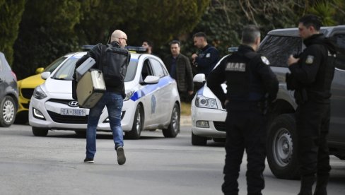 UŽAS U GRČKOJ: Devojčica (11) nađena mrtva sa ubodima na vratu, stric priznao zločin