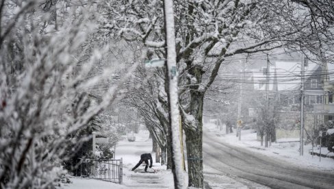 STIŽE NAJHLADNIJA ZIMA U POSLEDNJIH 130 GODINA: Arktički talas donosi led, sneg i rekorde