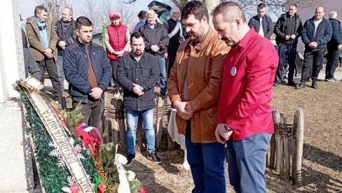 POMEN GENERALU ILIJI GOJKOVIĆU: U Drenovcu okupljanje povodom 107 godina od njegove smrti (FOTO)