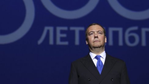 РЕЧИ КОЈЕ ЋЕ ЗАБОЛЕТИ ЗЕЛЕНСКОГ: Медведев загрмео - Украјина је слепо оружје у рукама Запада против Русије