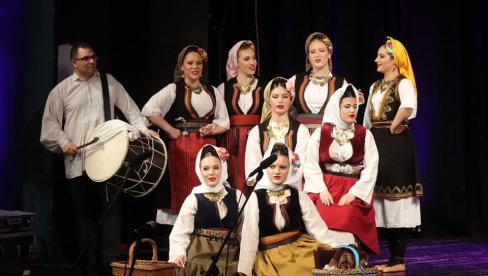 „GUSLE“ ODRŽALE SRETENJSKI KONCERT: Proslavile slavu i počele i 149. koncertnu sezonu (FOTO)